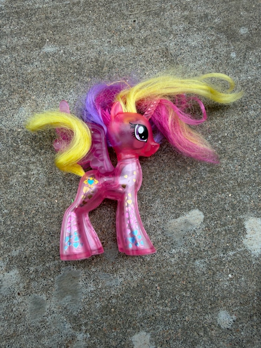 2017 Hasbro My Little Pony PRINCESS CADANCE Glitter Figure
